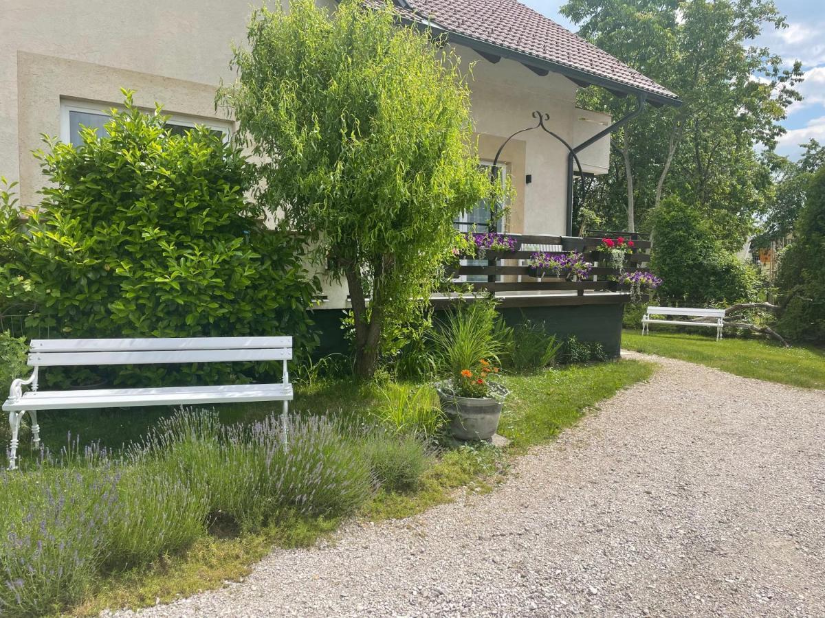 Catalina Lesce-Bled Apartment Lesce  Exterior photo